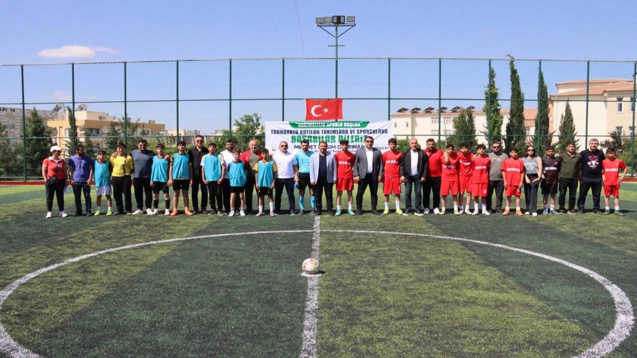 Büyükşehir’den Okullararası Futbol Turnuvası