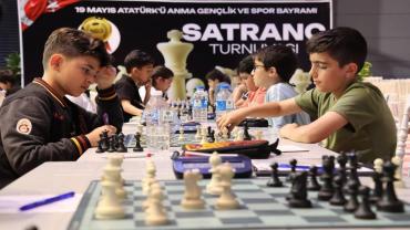 Şanlıurfa’da Geleceğin Satranç Ustaları Ödüllendirildi
