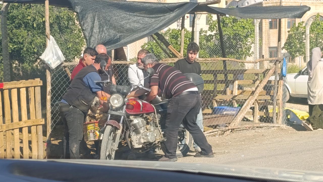 Şanlıurfa’da Kurbanlıklar İlkel Şartlarda Taşındı