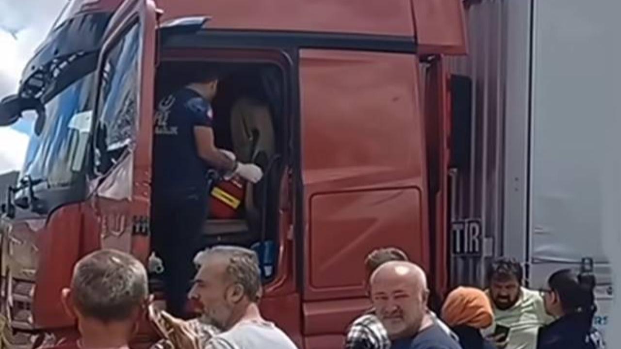 Tır Şoförü Aracında Ölü Bulundu!
