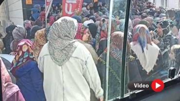 Urfa’da İndirim İzdihamı: Vatandaşlar Mağazaya Akın Etti!