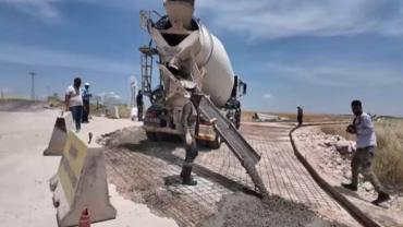 Büyükşehir, 3 İlçeyi Beton Yolla Birbirine Bağlıyor