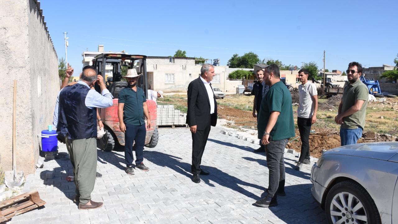 Hiklvan'da Her Mahalleye Eşit Hizmet, Her Yola Kalıcı Çözüm