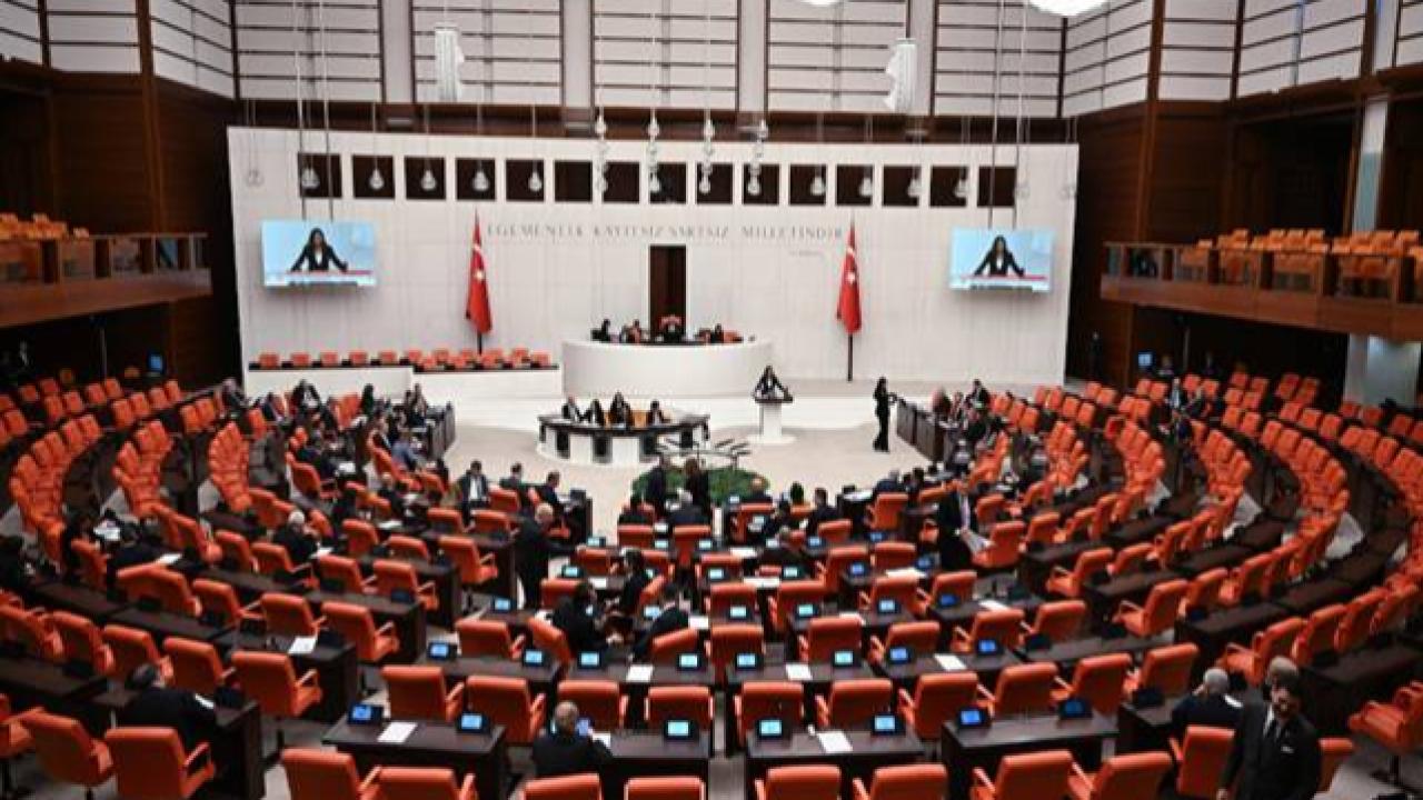 Öğrenci Affı Teklifi Meclis Yolunda: Binlerce Kişiye Üniversiteye Dönüş Fırsatı