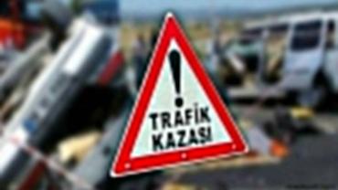 Urfa’da İki Araç Çarpıştı: 3 Kişi Yaralandı