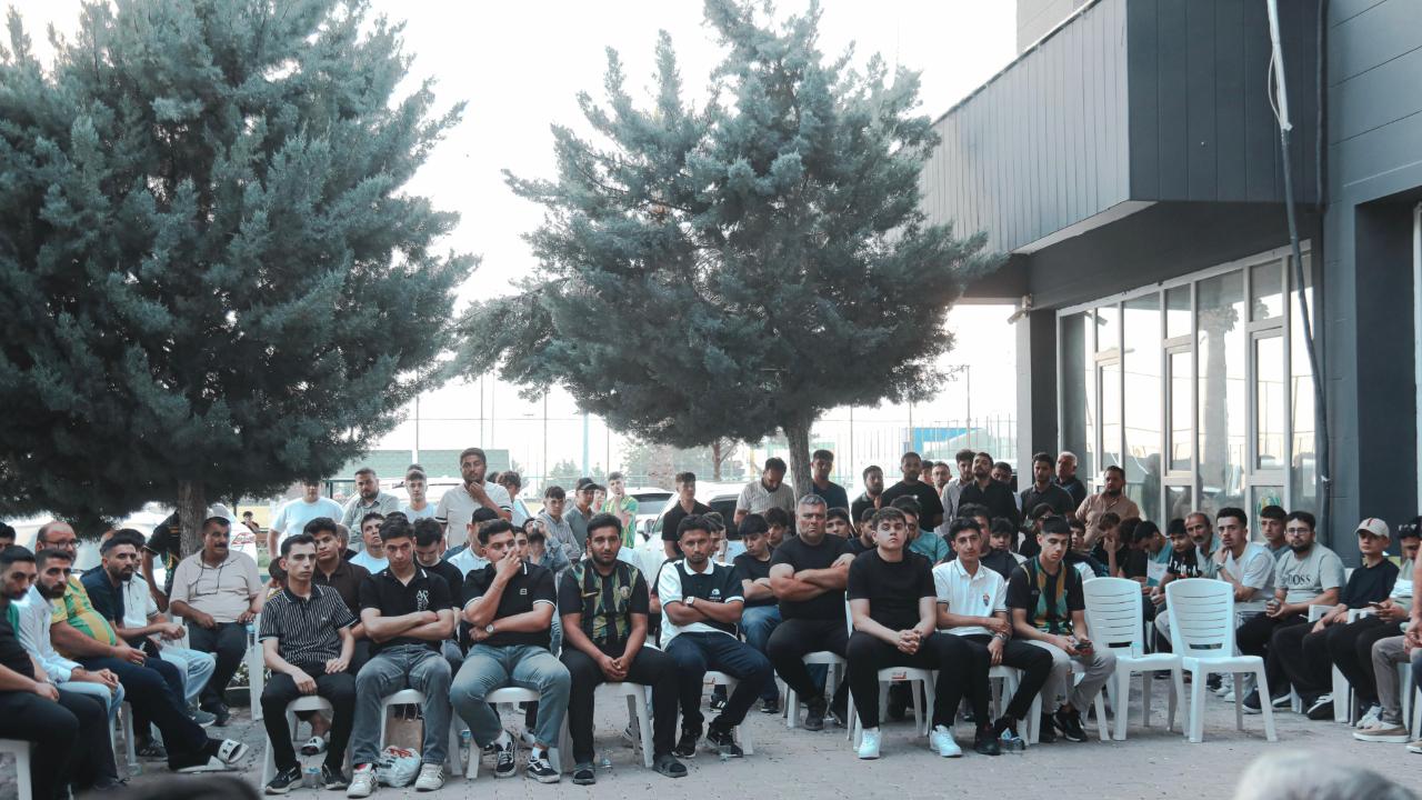 Urfaspor’da Taraftarlarla İstişare Toplantısı Gerçekleştirildi