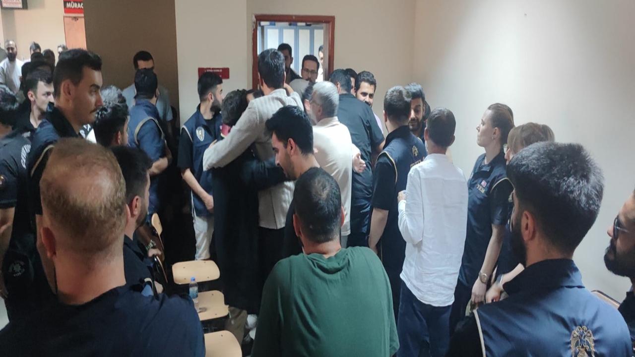 Urfa'da Gözaltına Alınan EMEP İl Başkanı ve İl Yöneticisi Serbest Bırakıldı