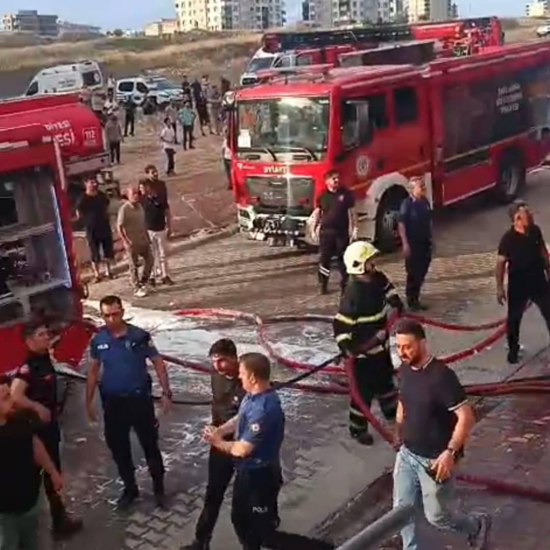 Karaköprü’deki Yangın Kontrol Altında: Belediyeden Açıklama Geldi