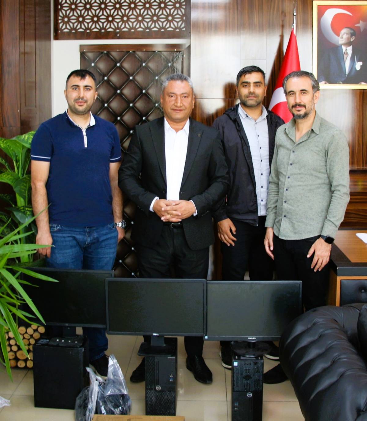 Dicle Elektrik’ten Köy Okullarına Teknoloji Desteği