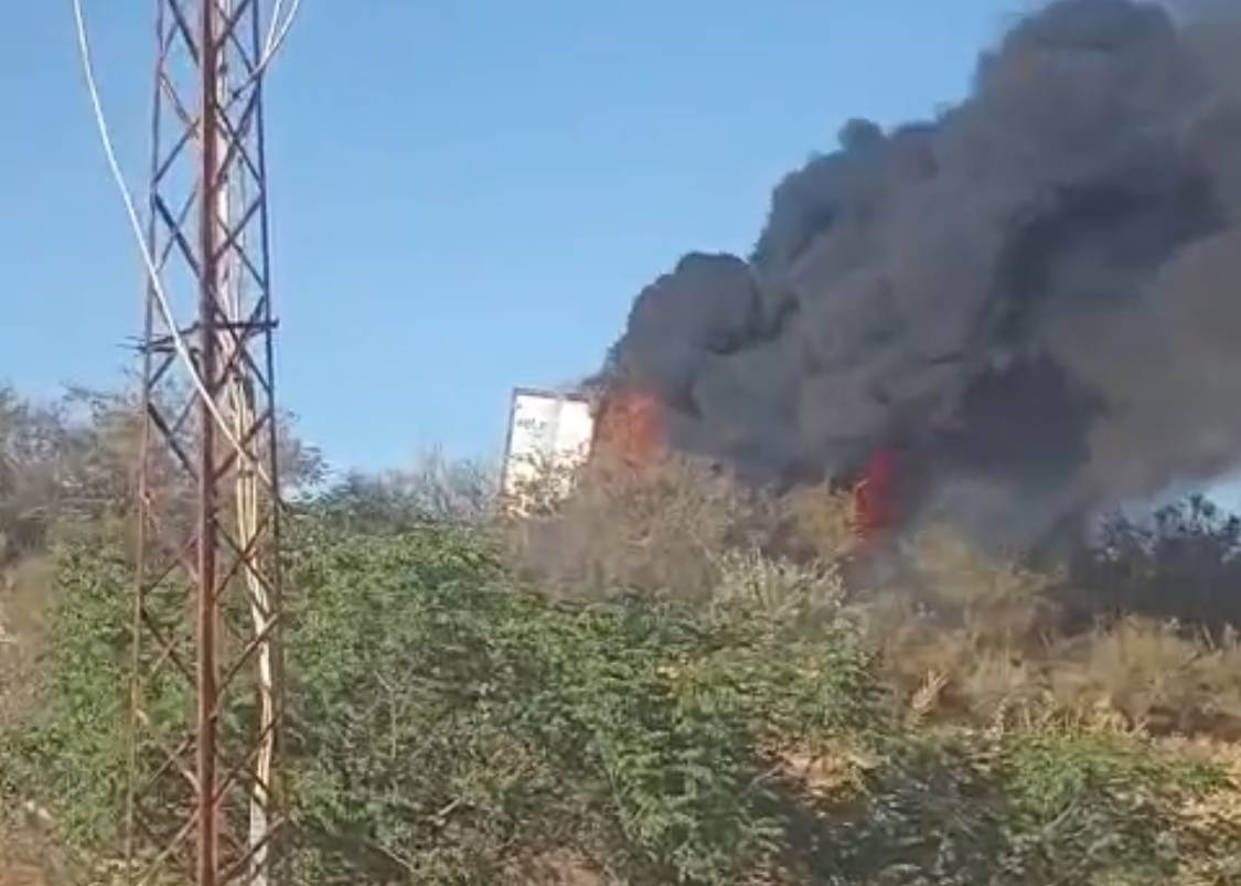 Şanlıurfa’da Korkutan Tır Yangını