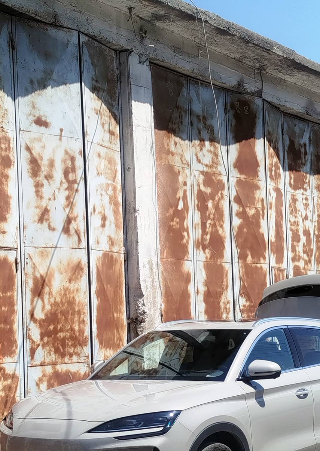 Urfa’da Kaçak Hatla Elektrikli Araç Şarjına Suçüstü