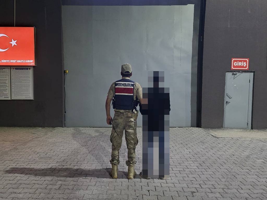 Urfa'da Aranan Firari Jandarma Ekipleri Tarafından Yakalandı
