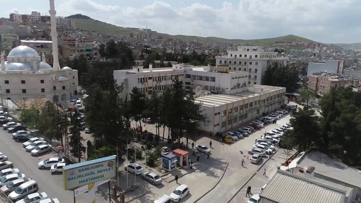 Şanlıurfa'da Kadının Karnından Dev Miyom Çıkarıldı!