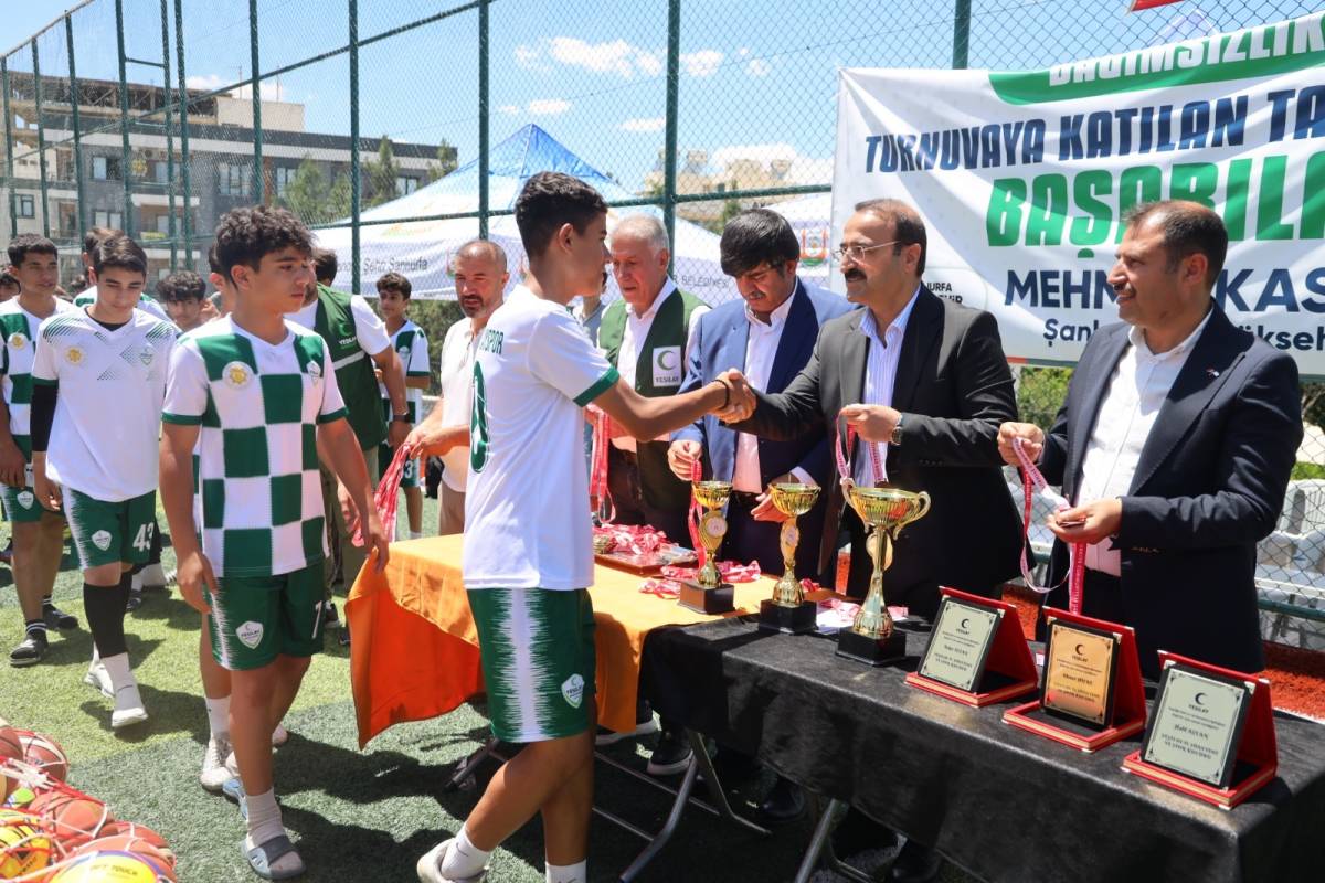 “Bağımsızlık Sporla Başlar” Futbol Turnuvası Sona Erdi