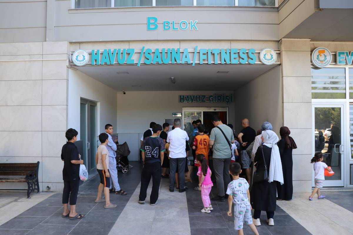 Haliliye'de Yaz Spor Okullarında Yüzme Heyecanı Başladı
