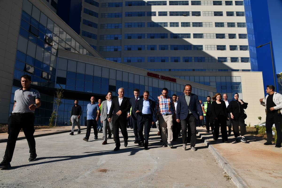 Şanlıurfa Şehir Hastanesi’nde Son Durum! Vali incelemede Bulundu
