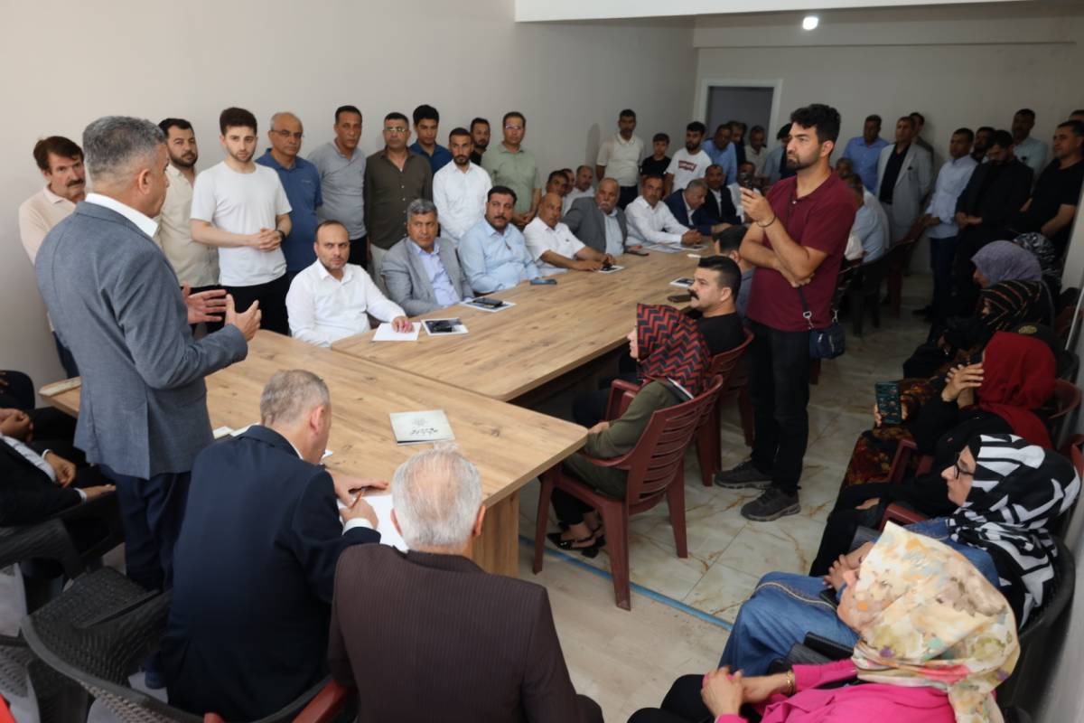 AK Parti İl Başkanı Günbegi Akçakale'yi Ziyaret Etti